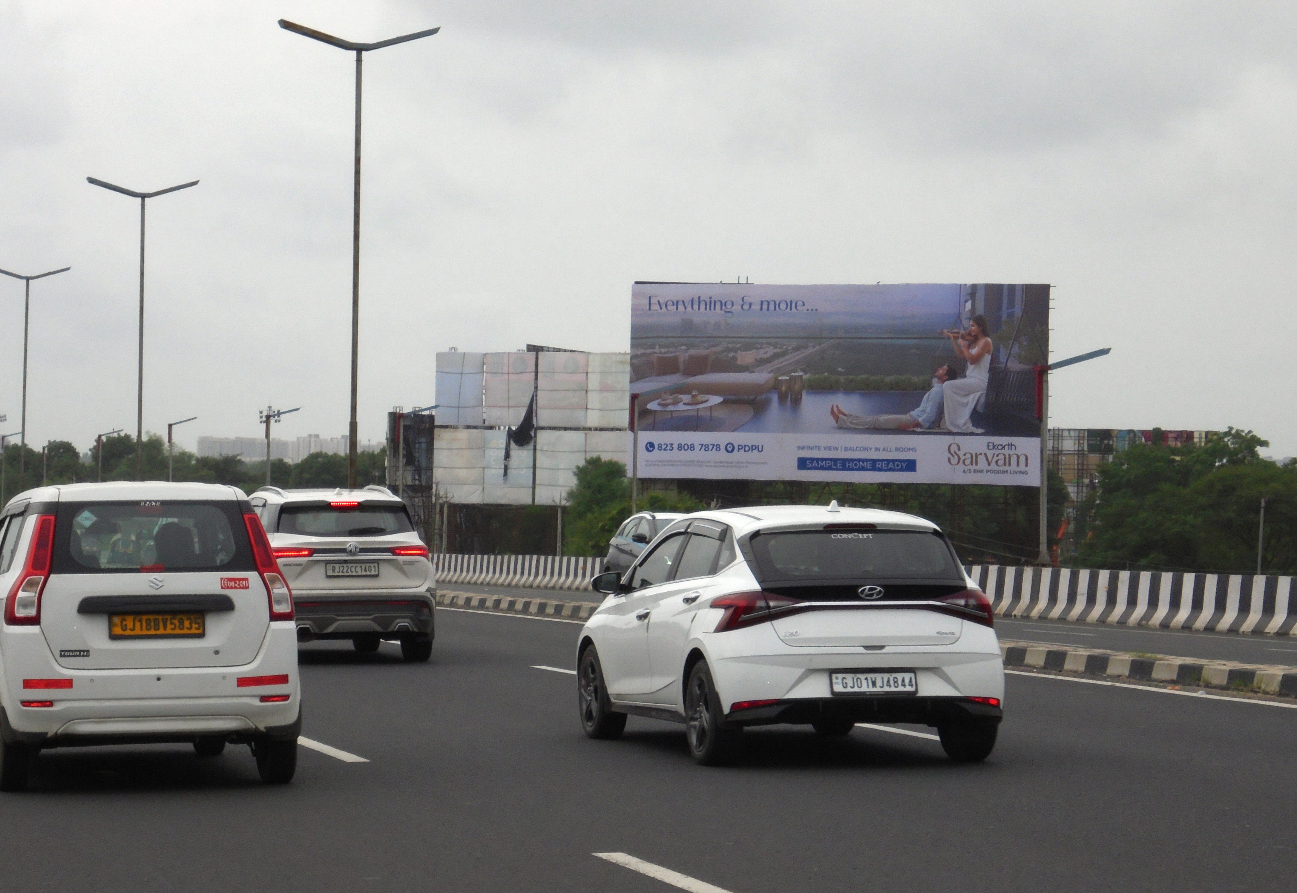 SG Road Adalaj, Tow. Vaishnodevi Fcg Gandhinagar