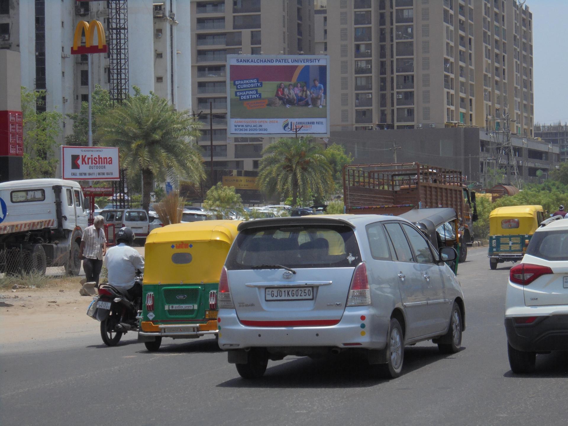 SG Road, Gota Junction Ftf Vaishnodevi — photo 3