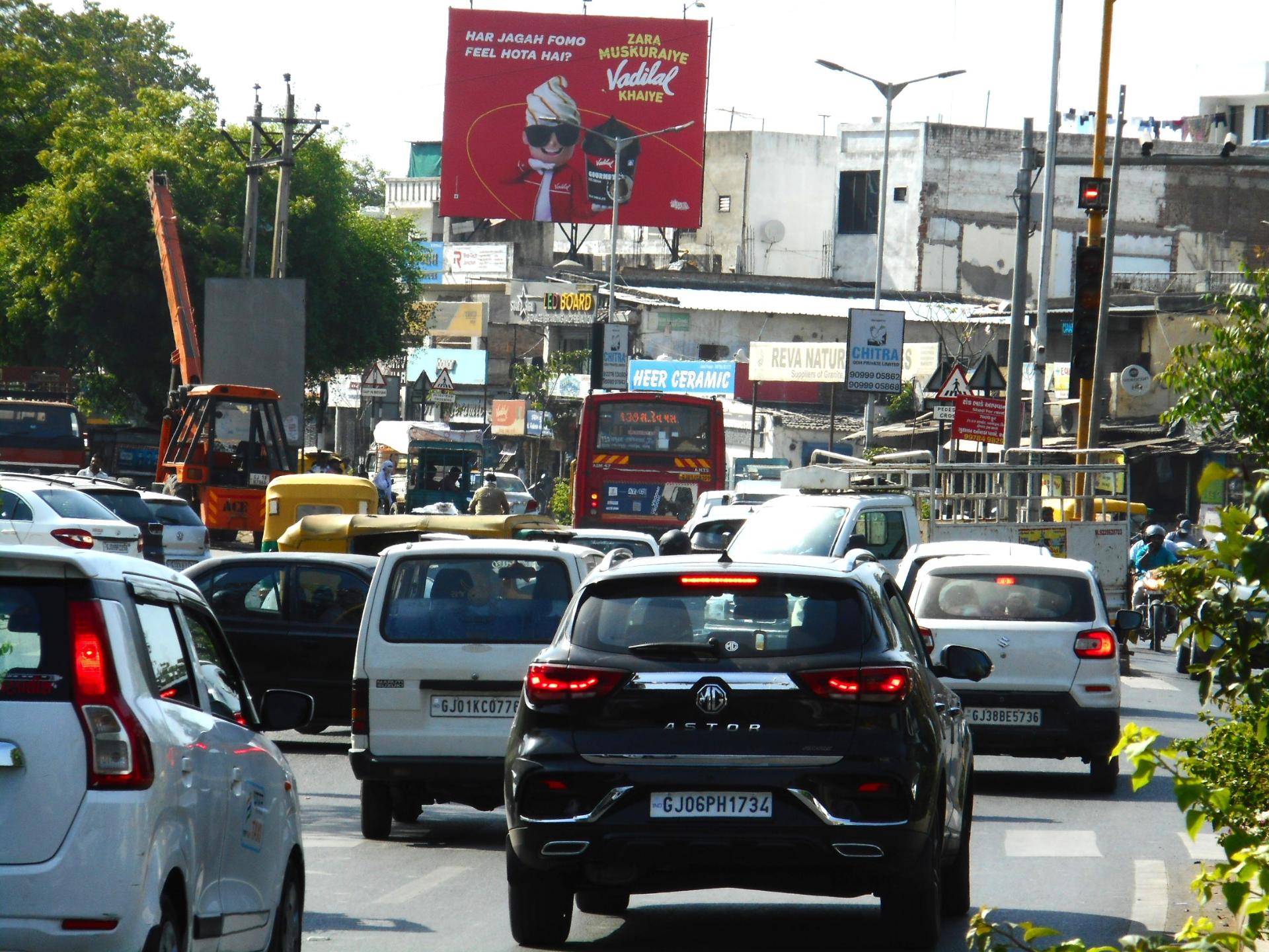 Gota Chandlodiya Road, Tow. SG Highway — photo 5